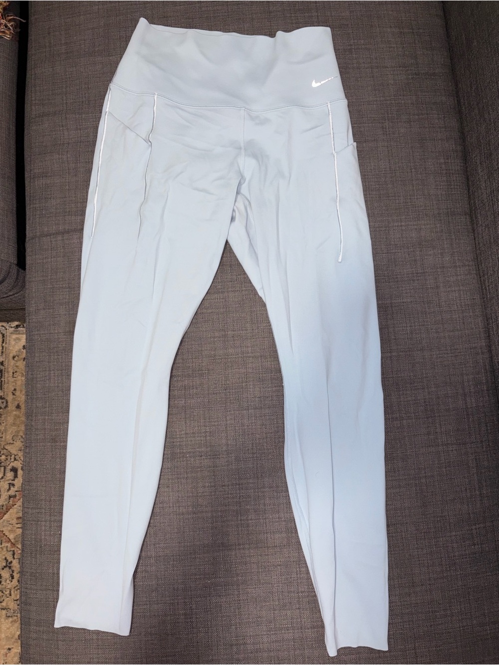 Nike Pale Blue High-Waist Leggings with Side Pockets